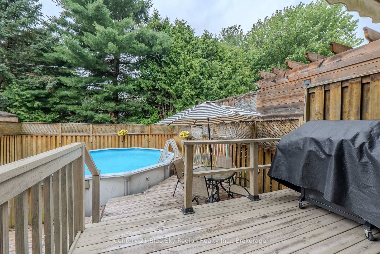 661 Tackaberry Drive • North Bay, ON photo 37