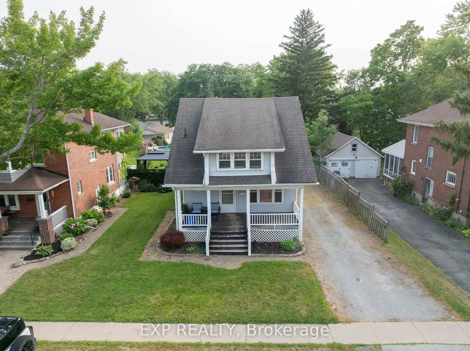 8289 Willoughby Drive • Niagara Falls, ON photo 1