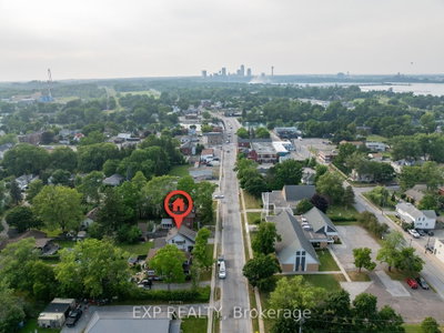 8289 Willoughby Drive • Niagara Falls, ON photo 2