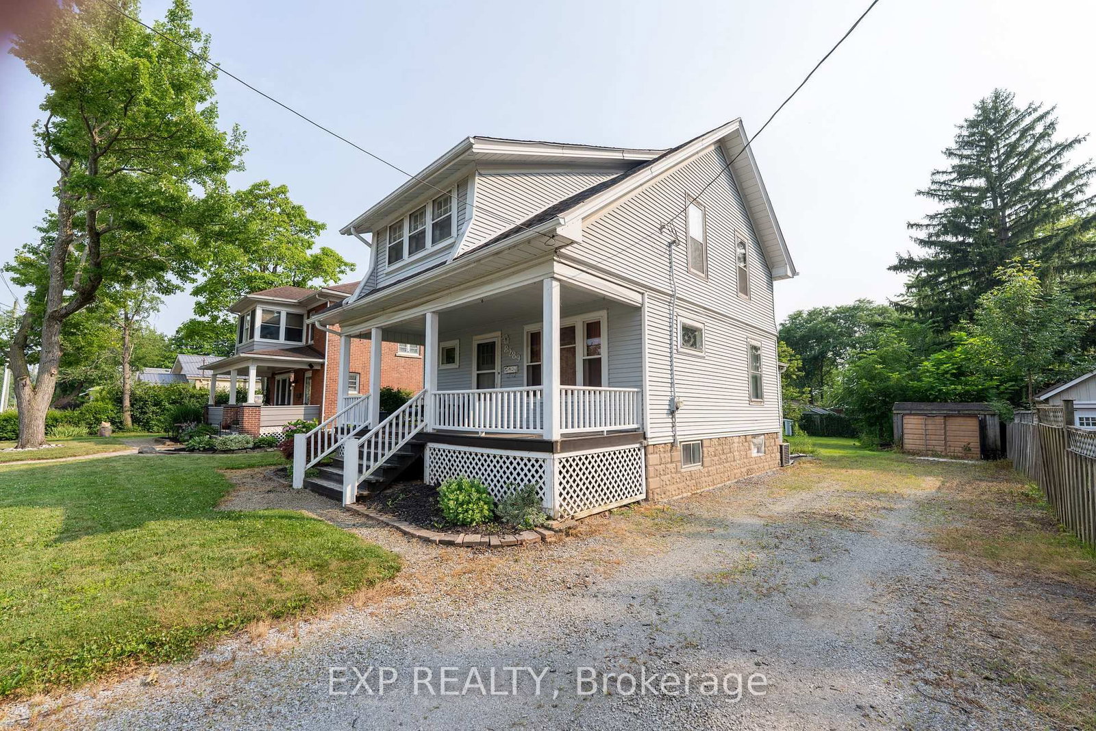 8289 Willoughby Drive • Niagara Falls, ON photo 4