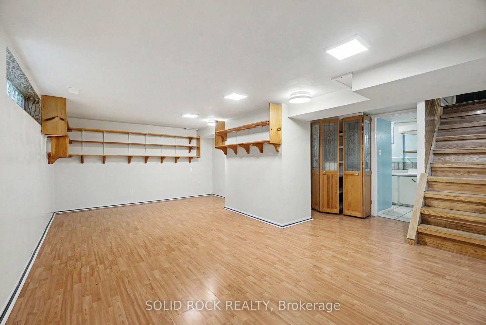 1838 Louisiana Avenue • Ottawa, ON photo 18