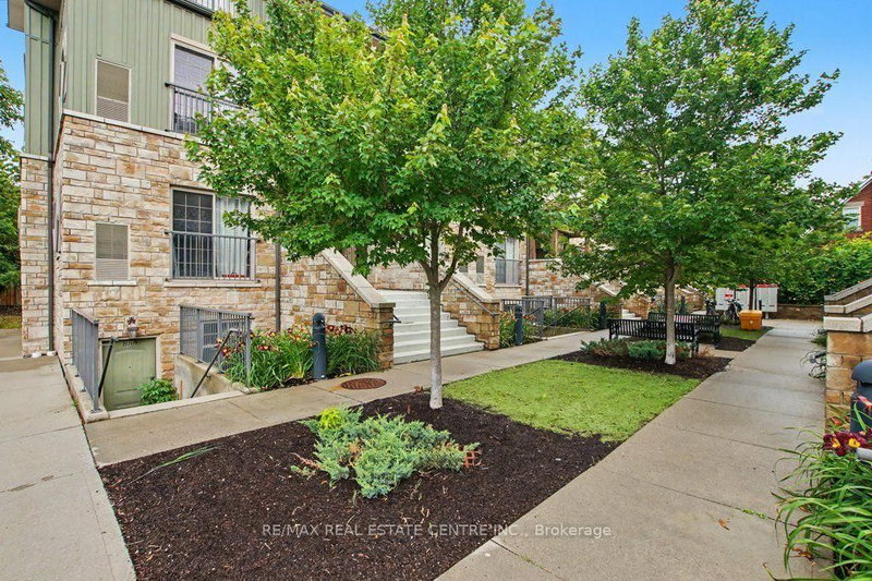 B105 - 112 Union Street E
