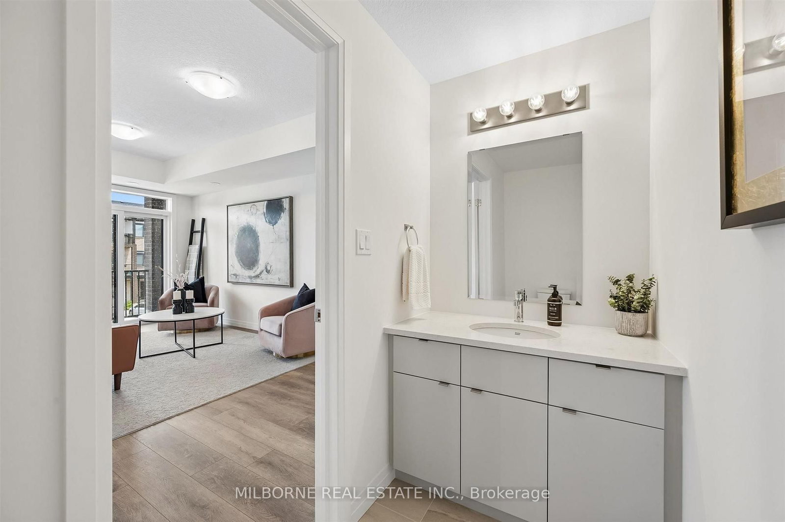 38 Arabella Drive • Guelph, ON photo 13