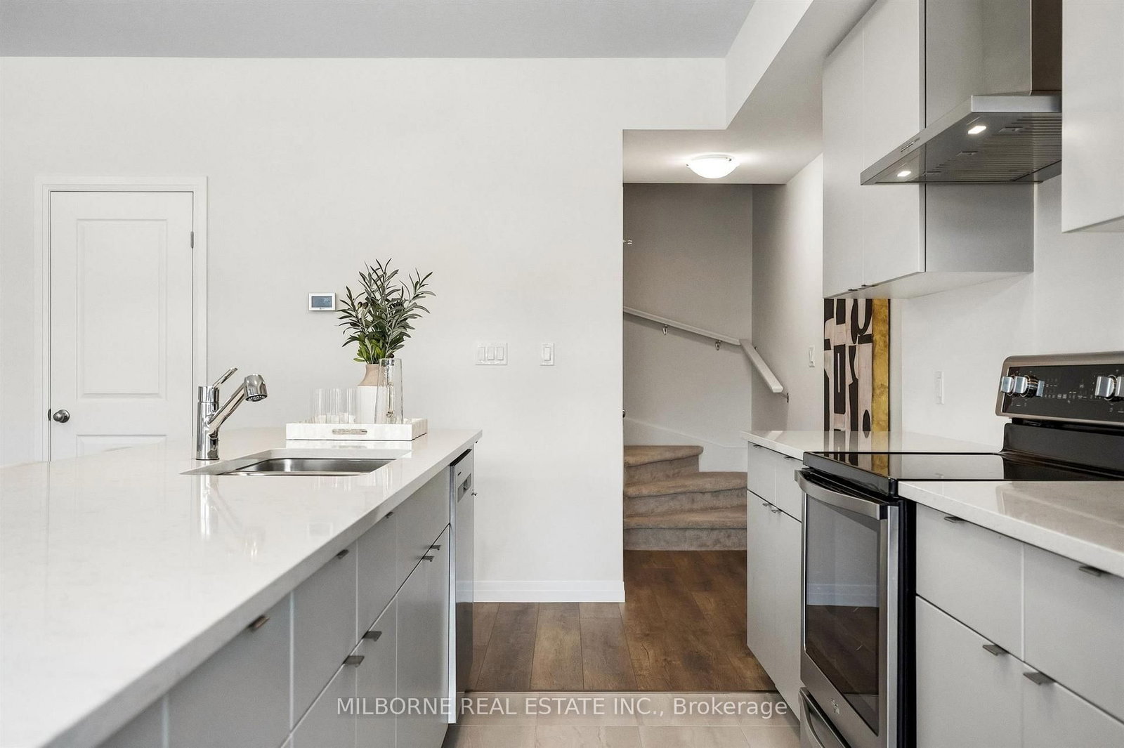 38 Arabella Drive • Guelph, ON photo 14