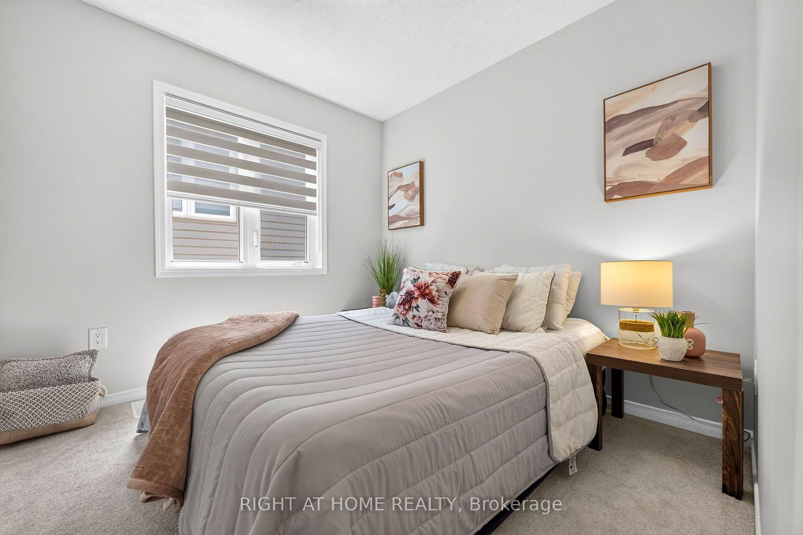 31 McCargow Drive • Haldimand, ON photo 32