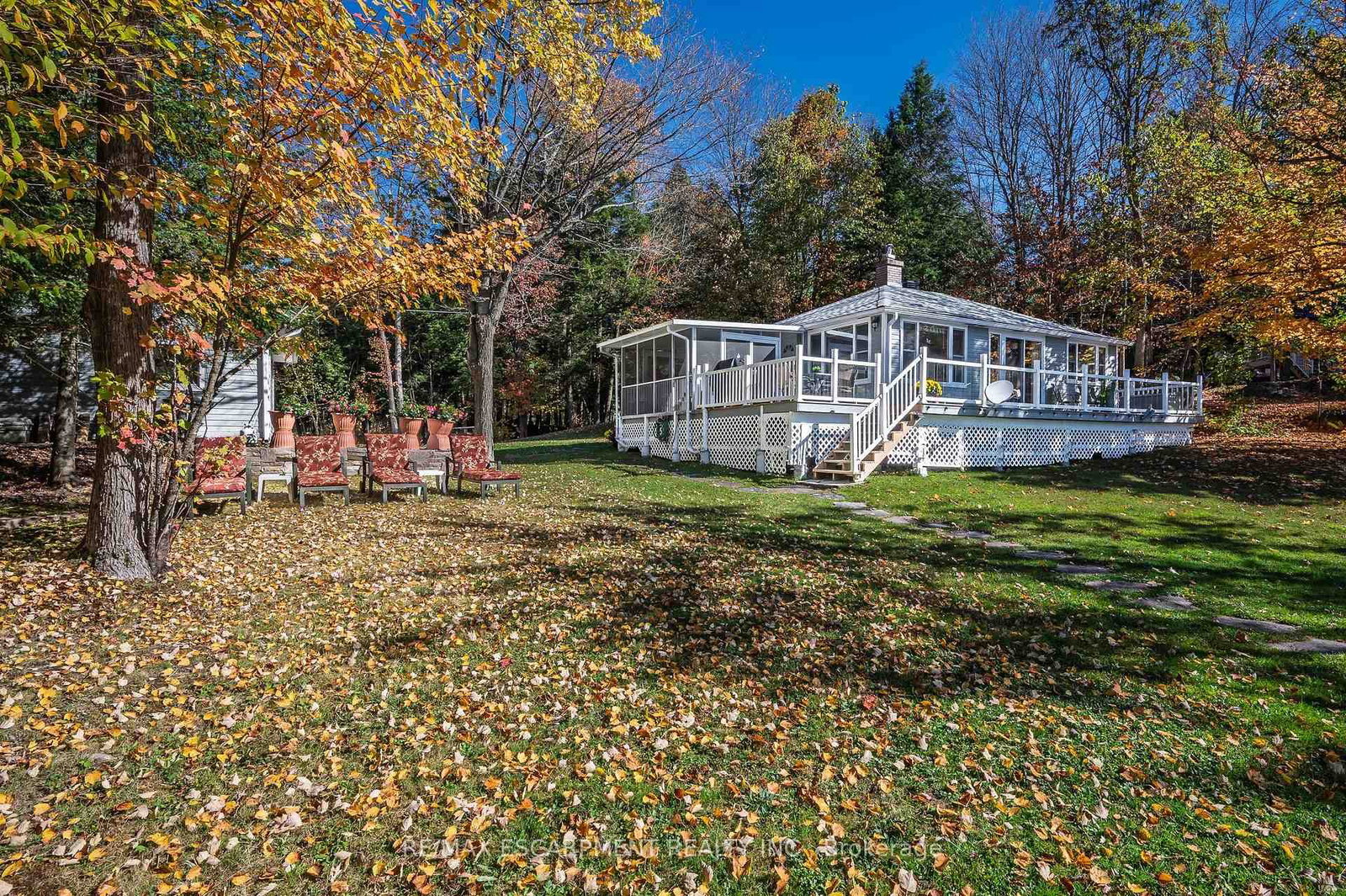 1012 Armstrong Road • Gravenhurst, ON photo 43