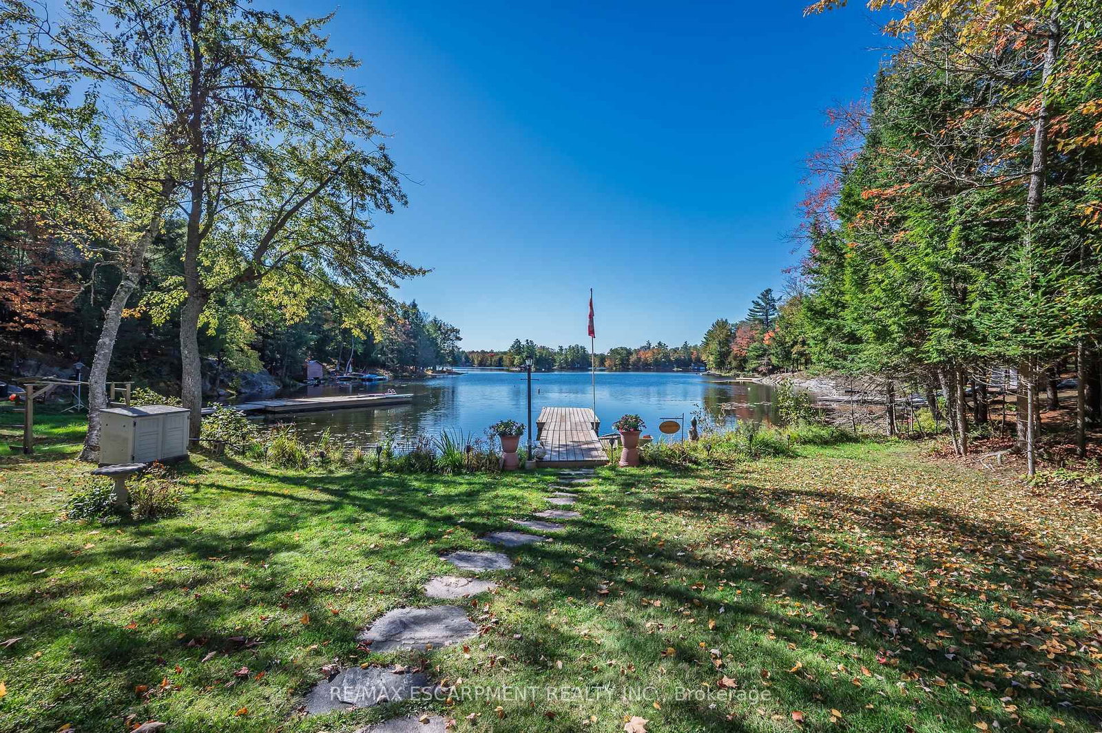 1012 Armstrong Road • Gravenhurst, ON photo 5