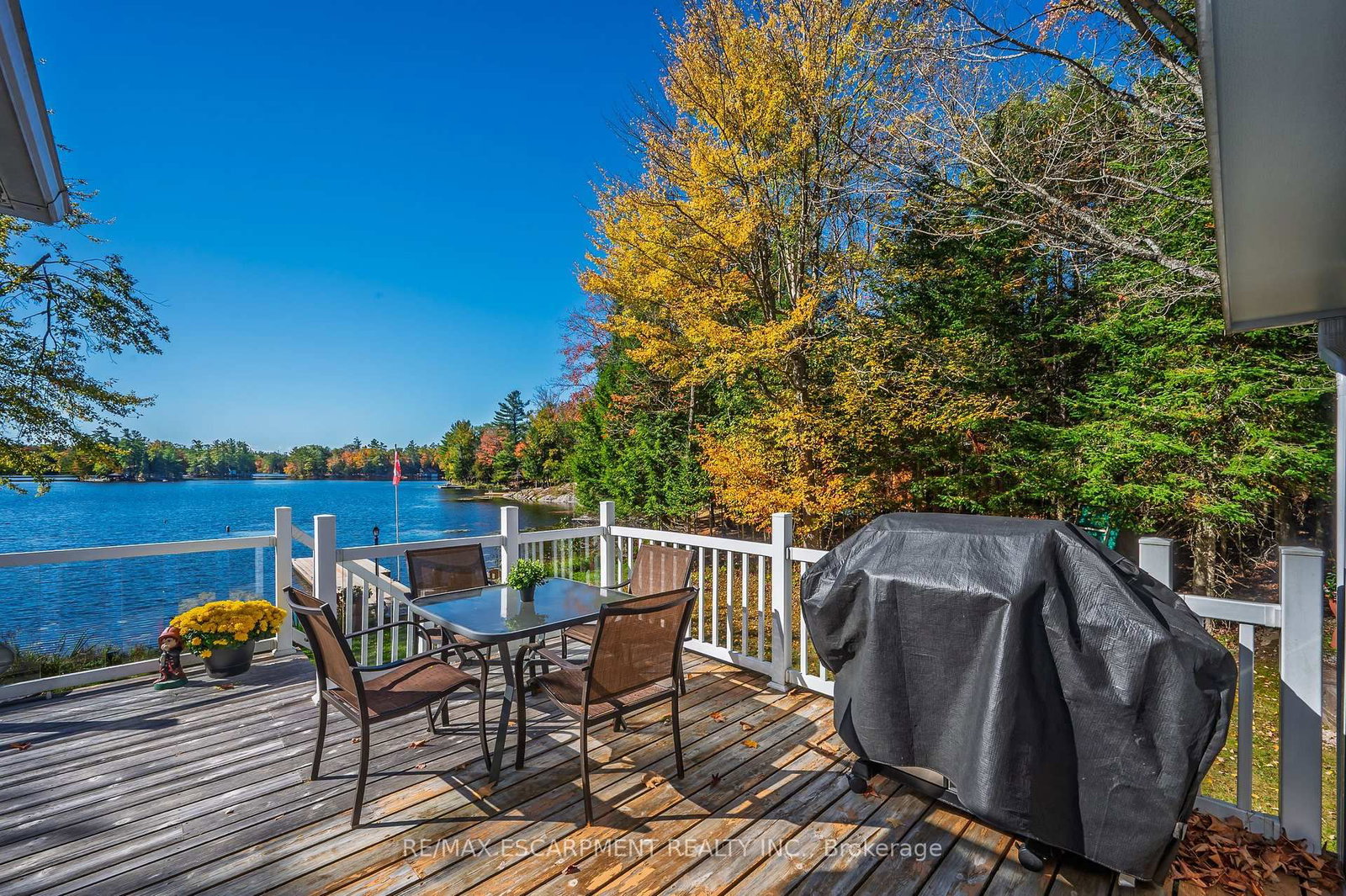 1012 Armstrong Road • Gravenhurst, ON photo 8