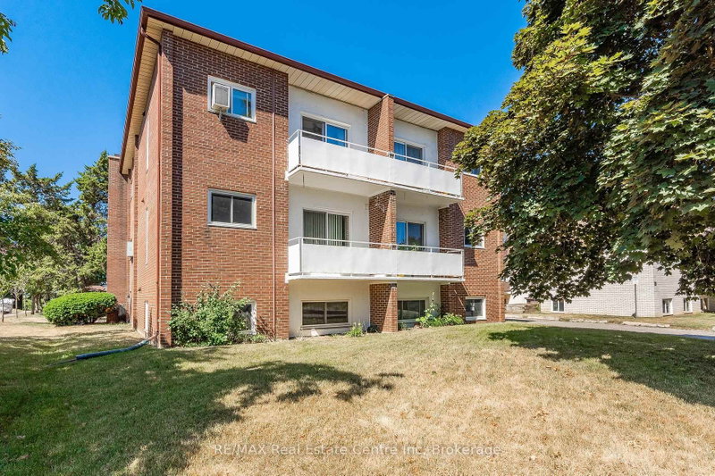 102 - 57 Conroy Crescent