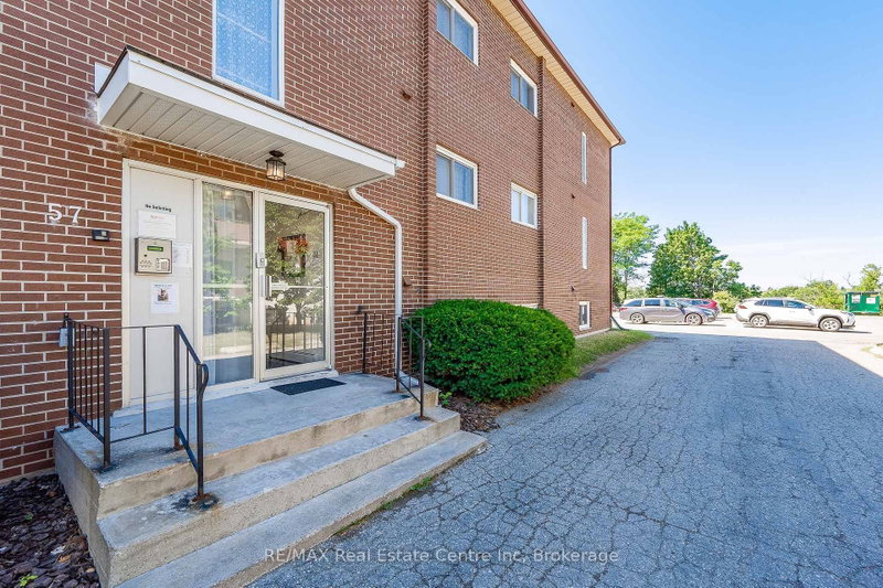 102 - 57 Conroy Crescent
