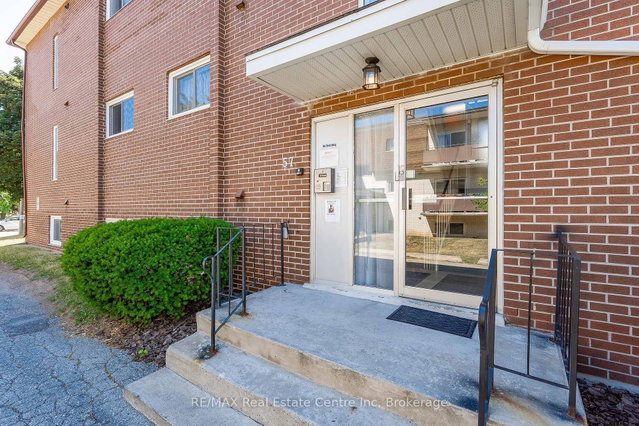 102 - 57 Conroy Crescent