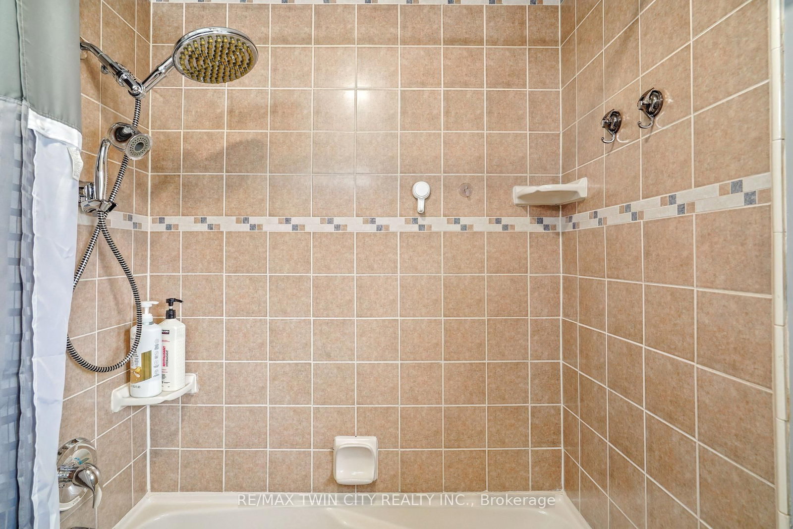 10 Brier Crescent • Brantford, ON photo 23