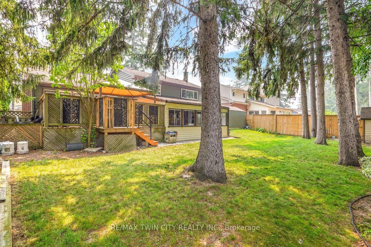 10 Brier Crescent • Brantford, ON photo 37