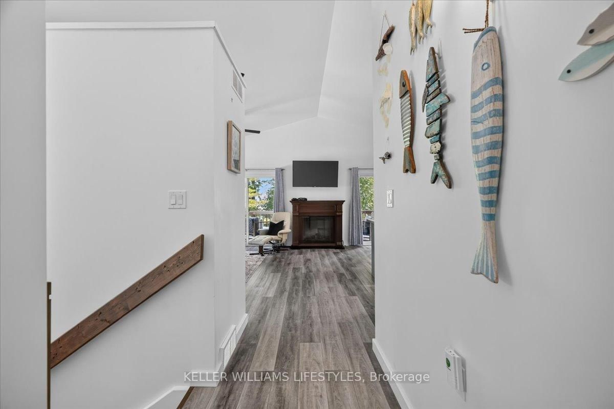 9904 LAKE Road • Lambton Shores, ON photo 10