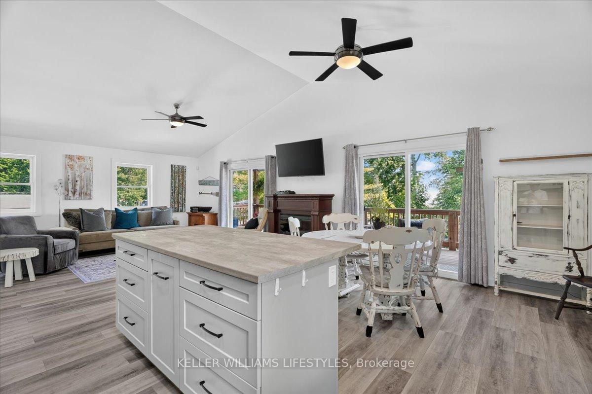 9904 LAKE Road • Lambton Shores, ON photo 18