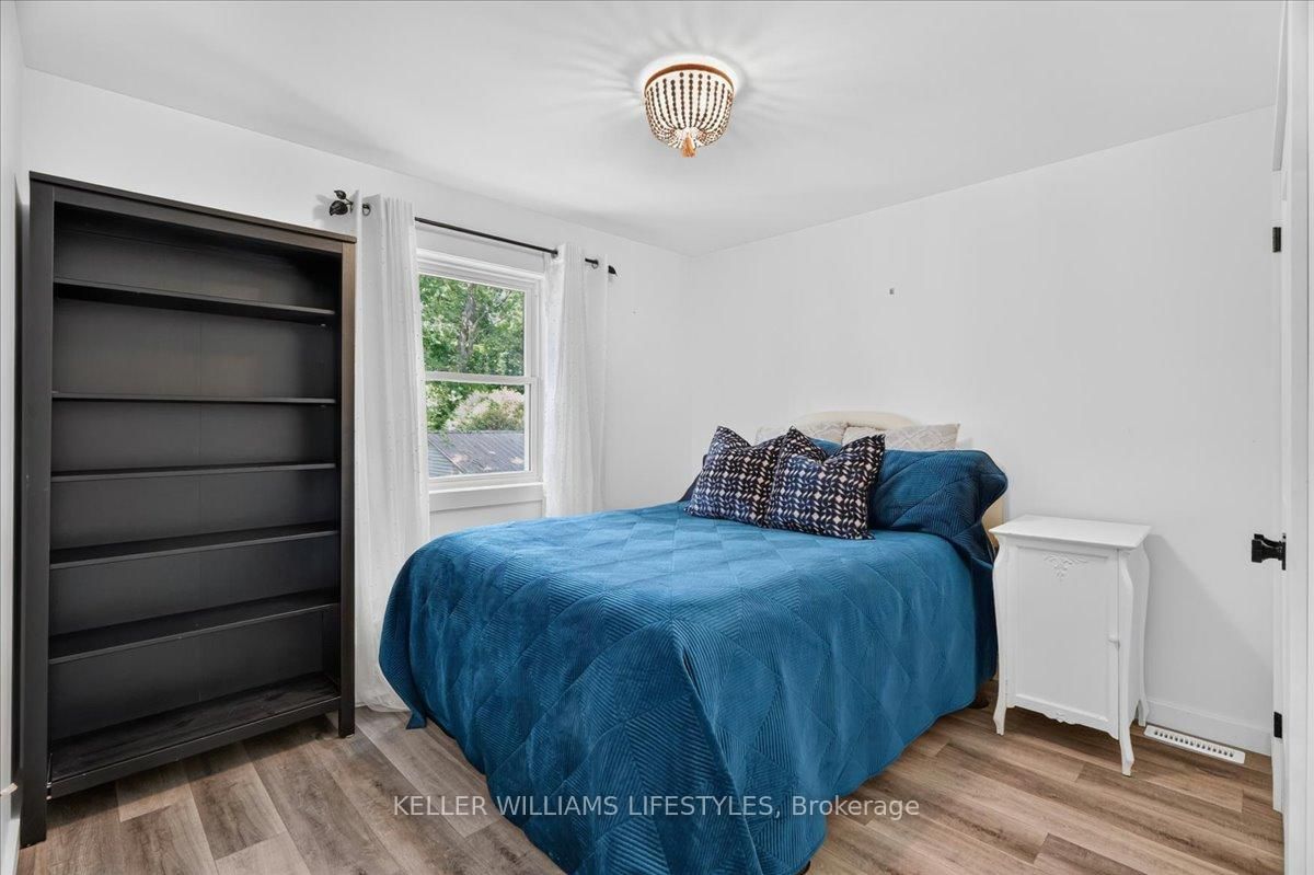 9904 LAKE Road • Lambton Shores, ON photo 20