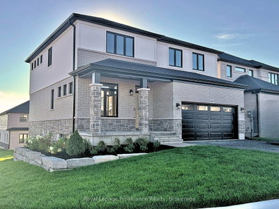 20 Peace River Street • Belleville, ON photo 2