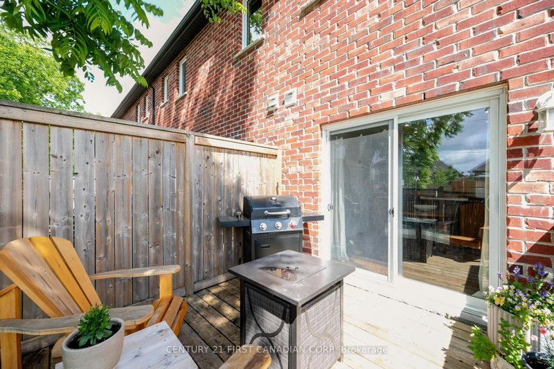 14 - 292 Falcon Drive