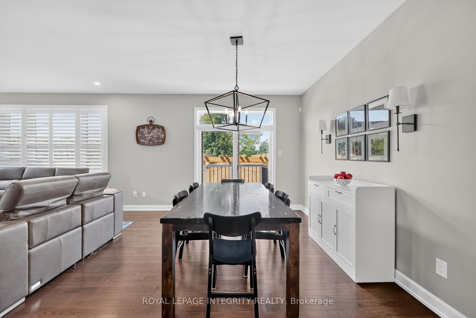 501 Cannes Crescent • Orleans, ON photo 13