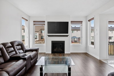 110 Dun Skipper Drive • Ottawa, ON photo 9