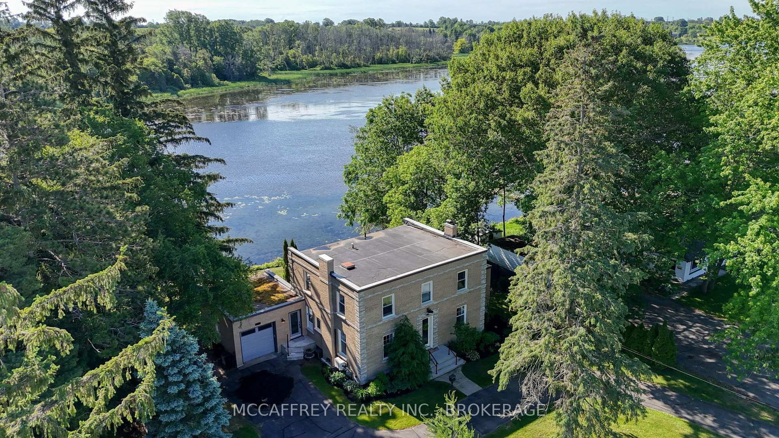 442 W DUNDAS Street • Greater Napanee, ON photo 37