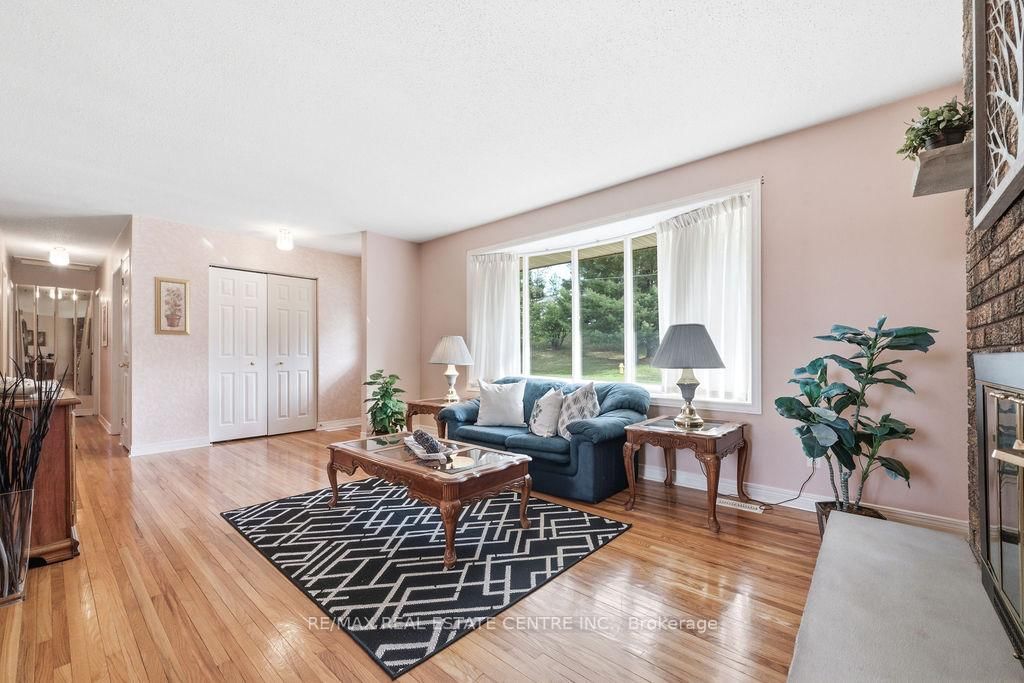 633 Birch Street • Petawawa, ON photo 5