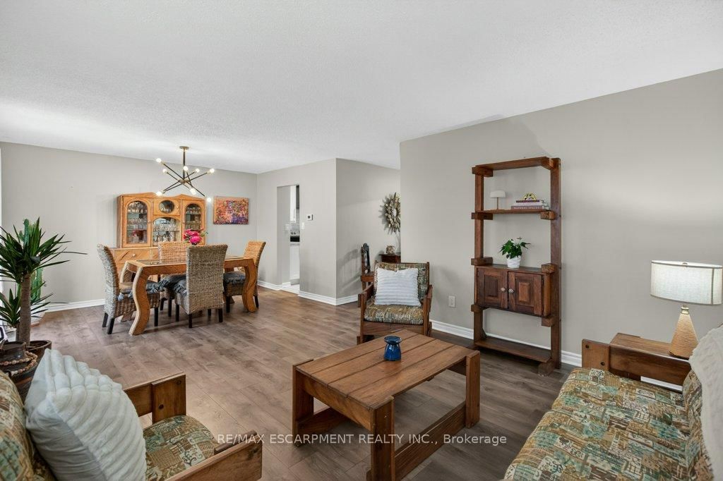 24 Braeheid Avenue • Hamilton, ON photo 11