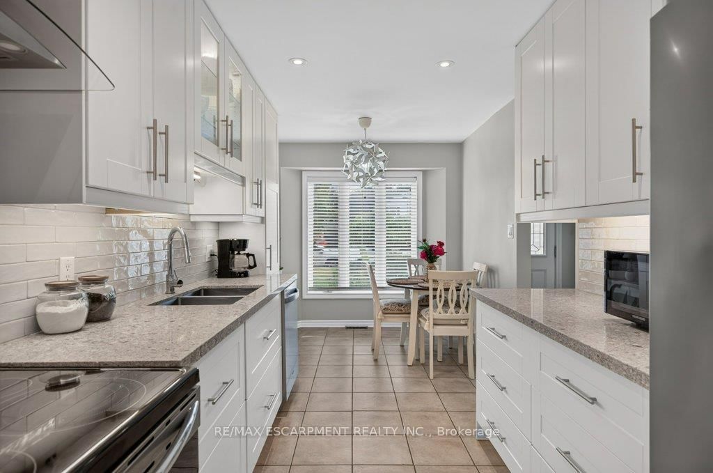 24 Braeheid Avenue • Hamilton, ON photo 15
