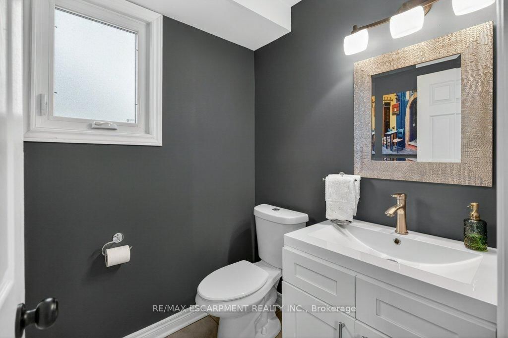 24 Braeheid Avenue • Hamilton, ON photo 18