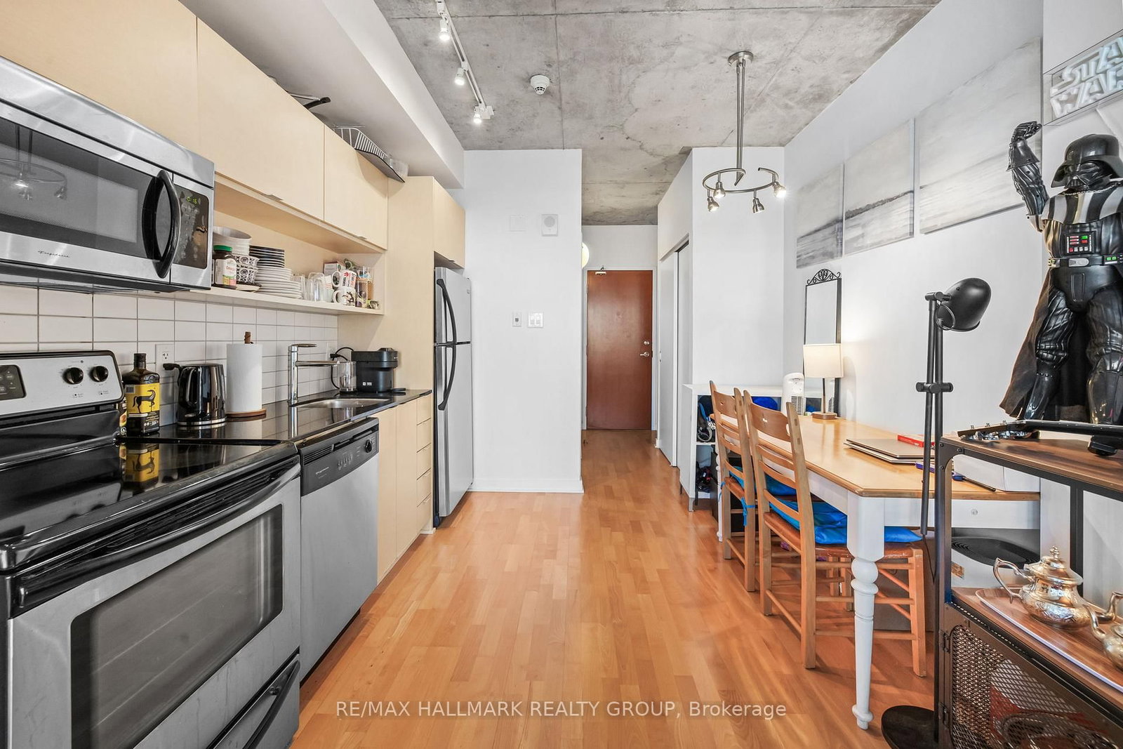 324 W Laurier Avenue • #1804 • Ottawa, ON photo 10