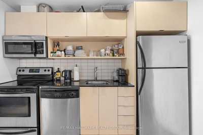 324 W Laurier Avenue • #1804 • Ottawa, ON photo 9