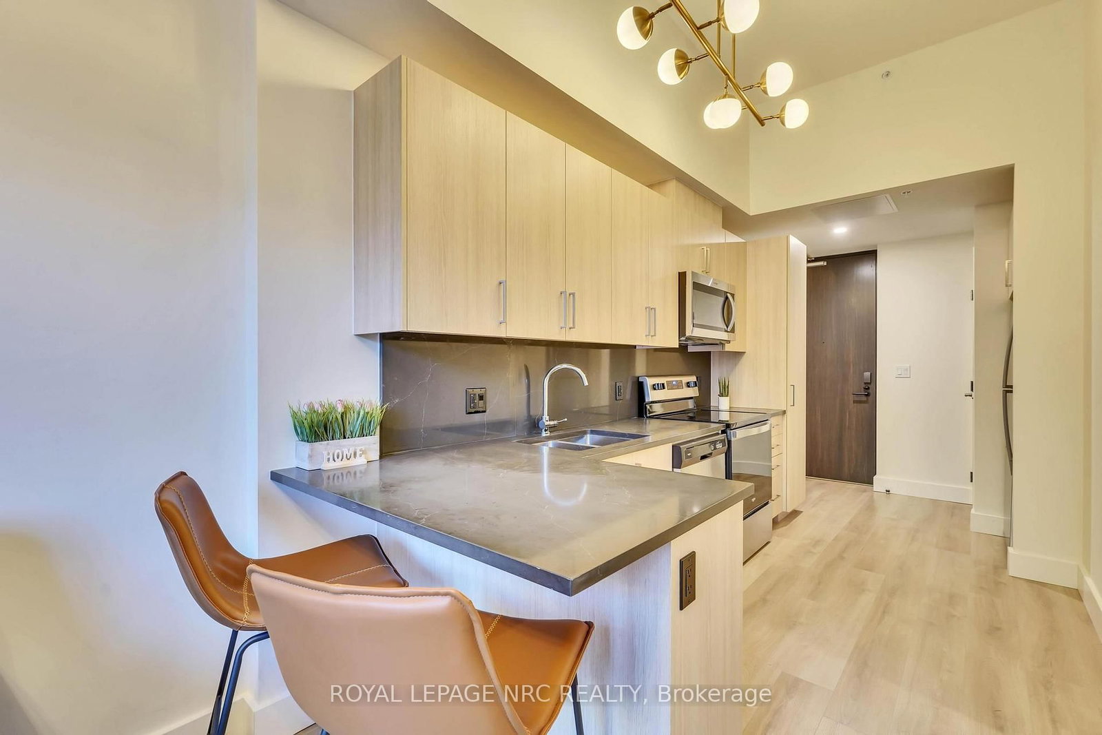145 W Columbia Street • #133 • Waterloo, ON photo 9