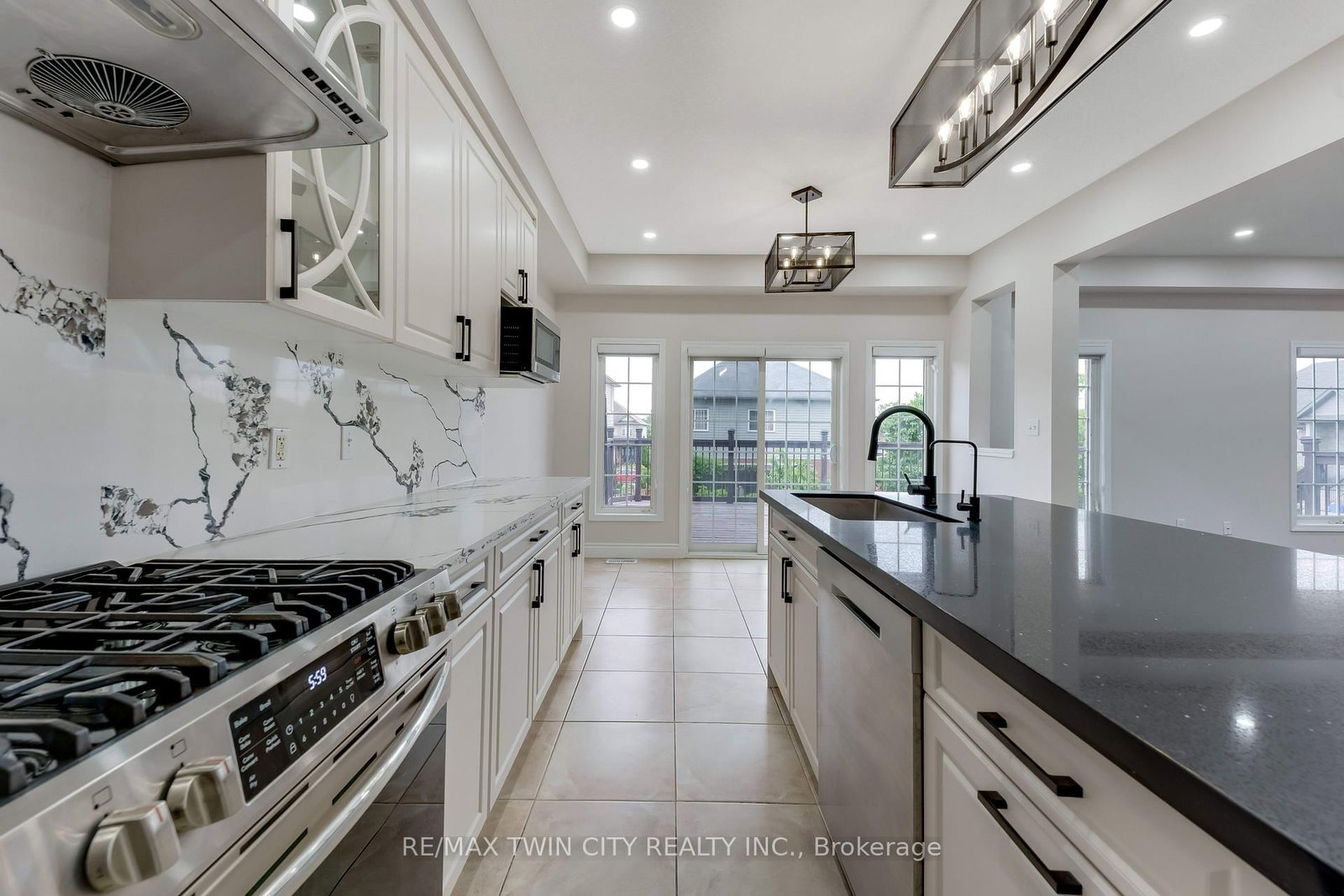 1263 Countrystone Drive • Kitchener, ON photo 10