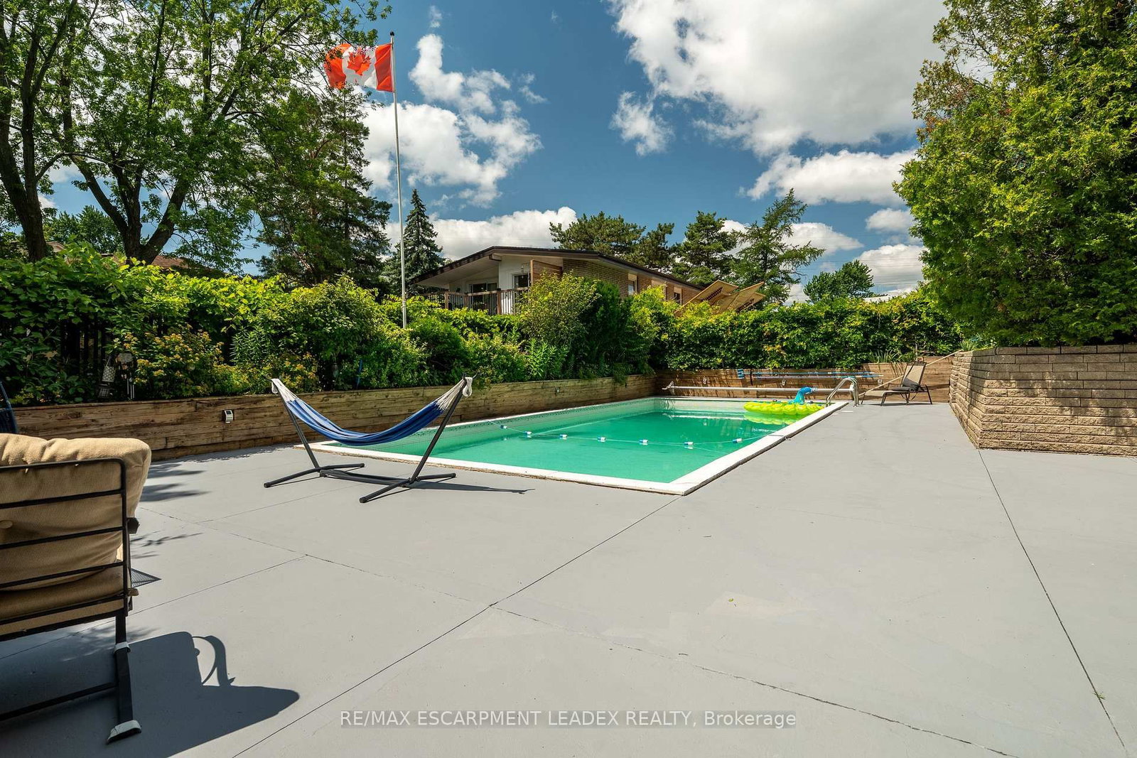1129 SCENIC Drive • Hamilton, ON photo 44