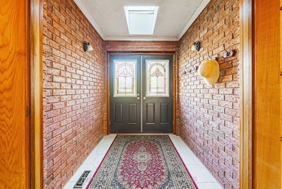 19 Glenhaven Court