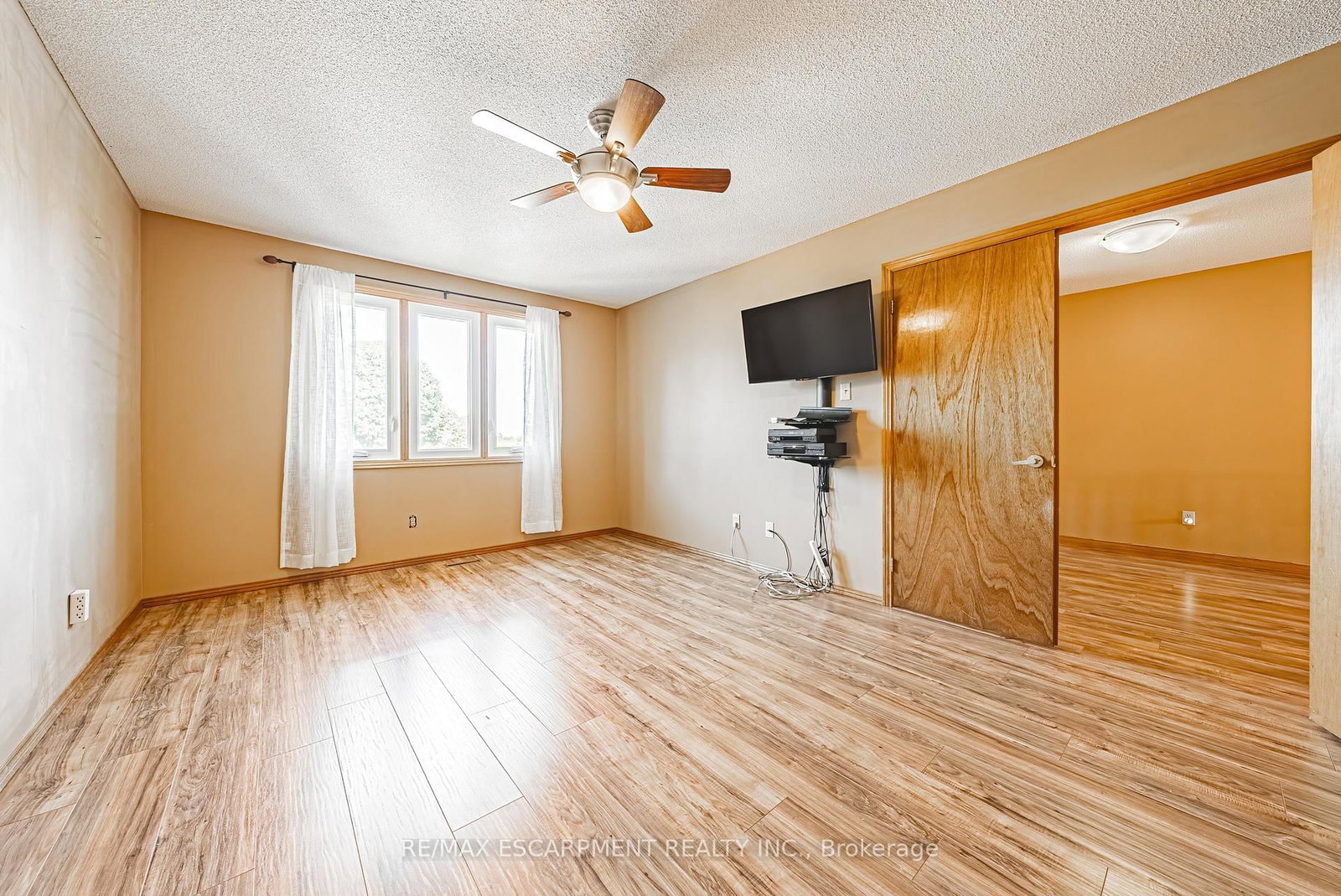 19 Glenhaven Court • Hamilton, ON photo 15