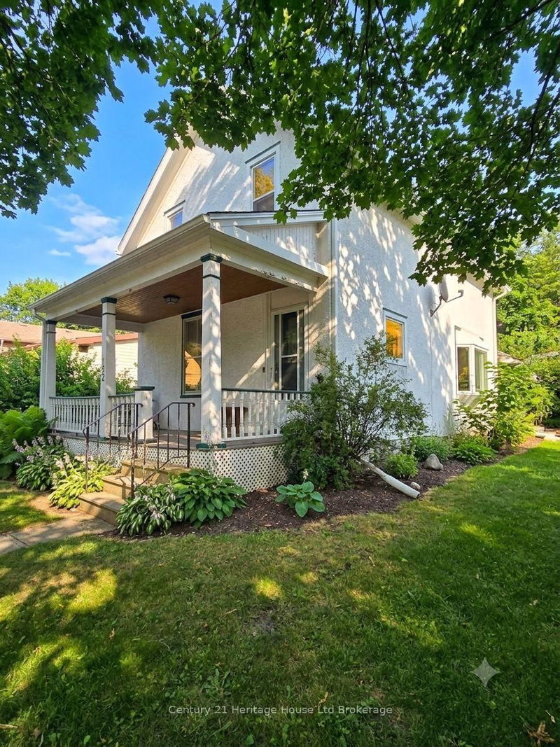 152 Charles Street E