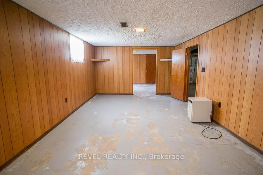 120 Henry Street • Brantford, ON photo 15