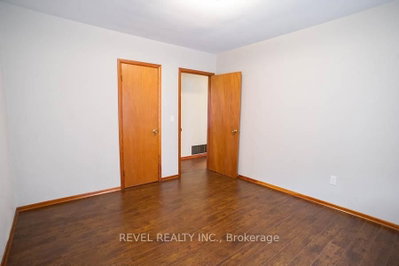 120 Henry Street • Brantford, ON photo 9