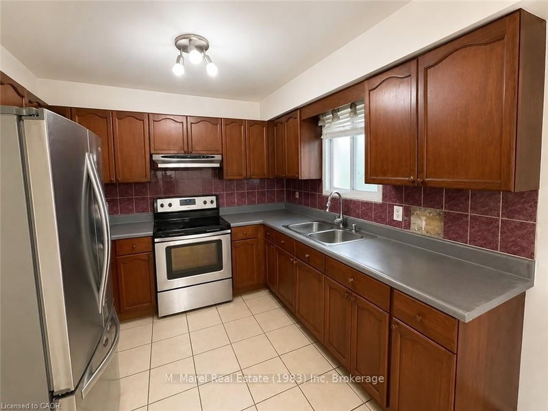 10 Jeanette Avenue