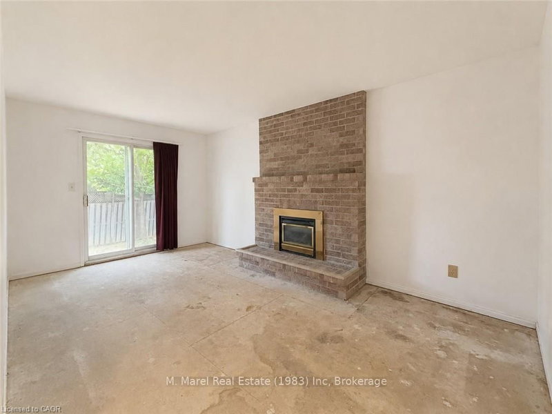 10 Jeanette Ave photo 5