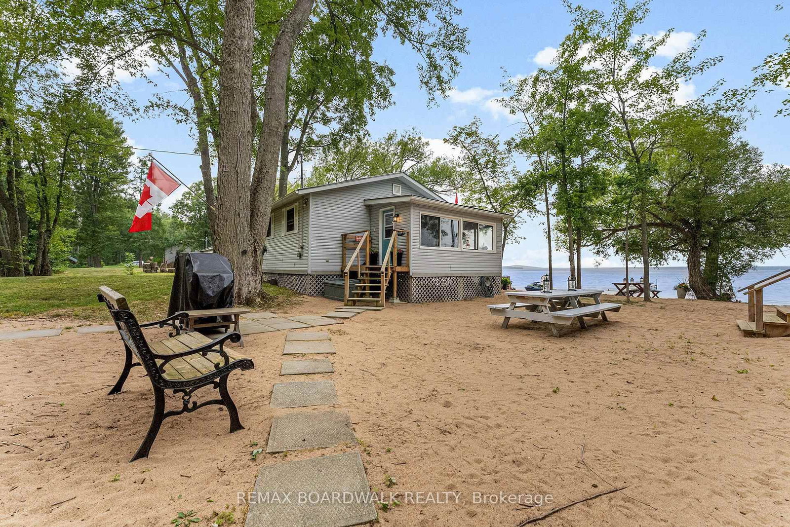 391 Leavoy Lane • Renfrew, ON photo 24
