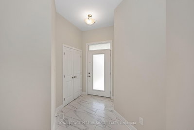 414 Longworth Avenue • Ottawa, ON photo 2