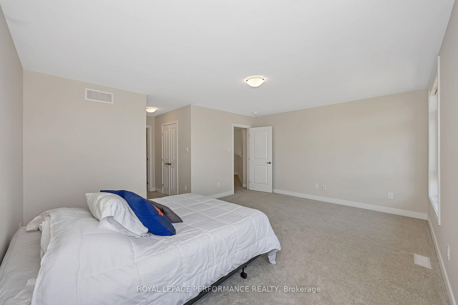 414 Longworth Avenue • Ottawa, ON photo 23