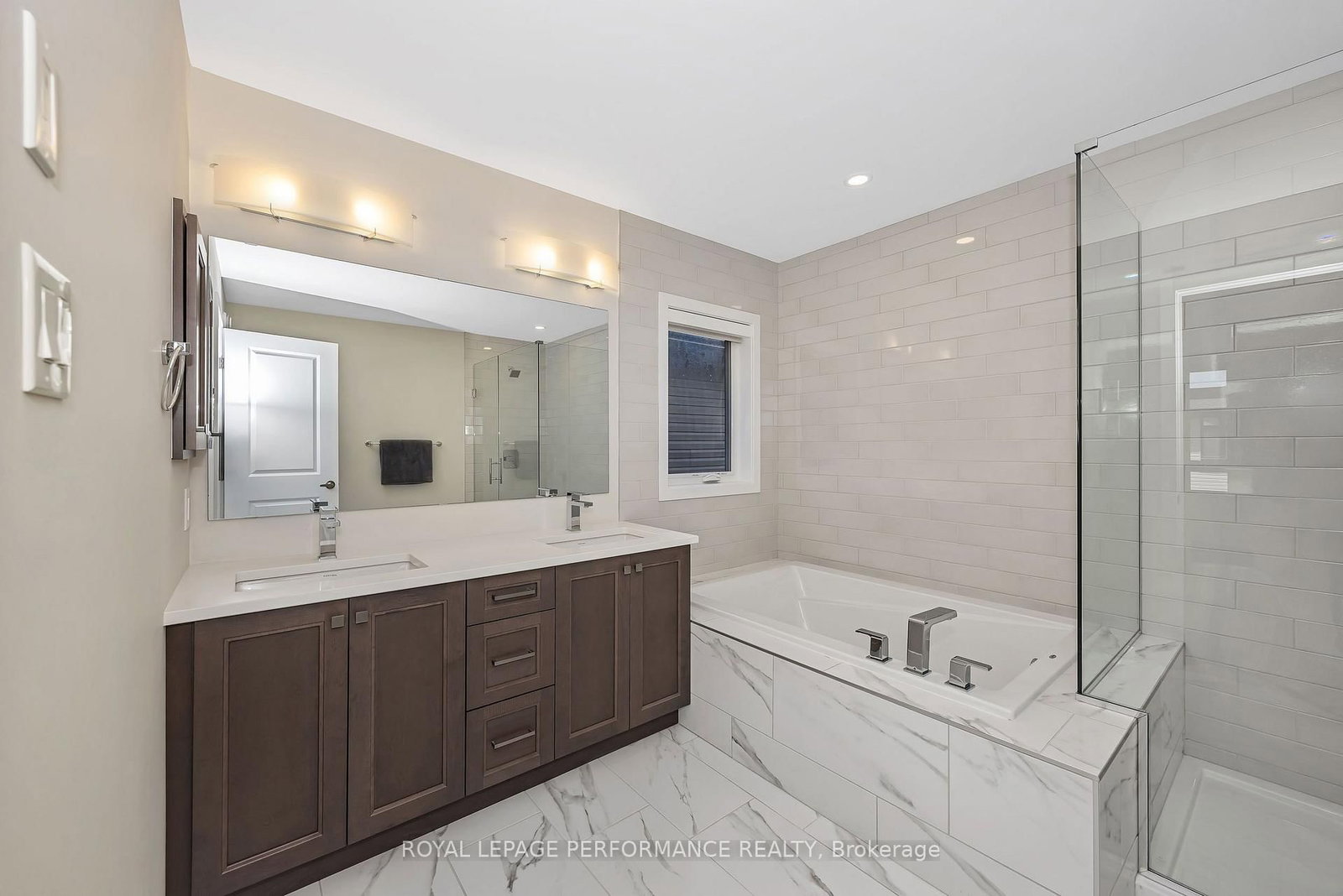 414 Longworth Avenue • Ottawa, ON photo 24