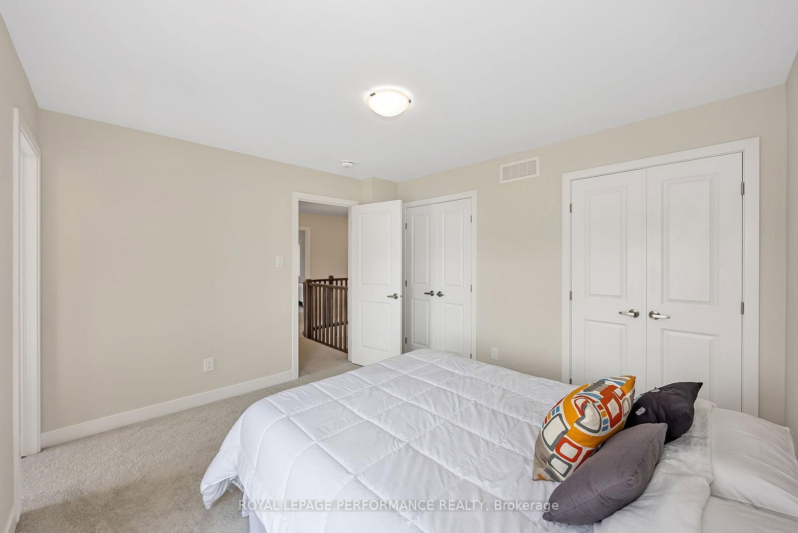 414 Longworth Avenue • Ottawa, ON photo 26