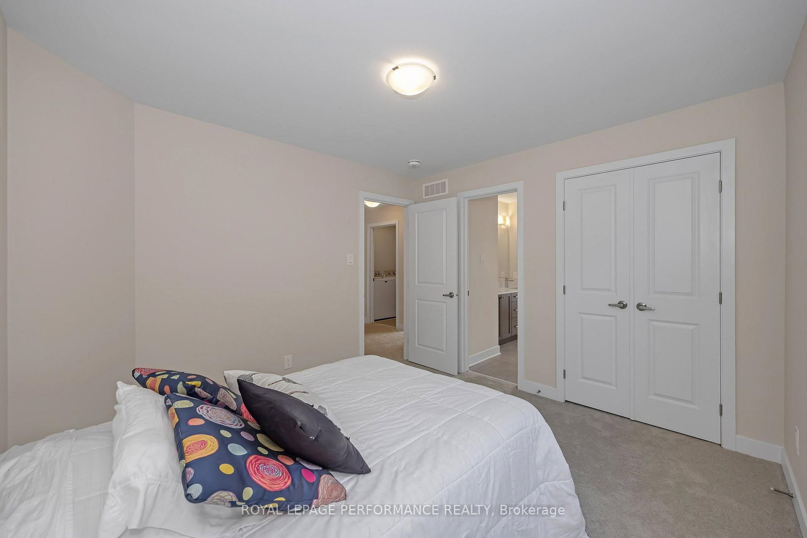 414 Longworth Avenue • Ottawa, ON photo 31