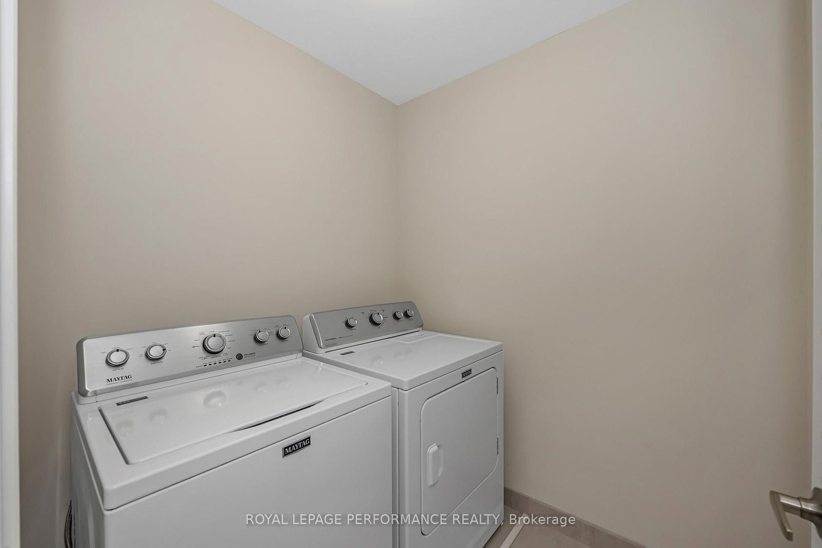 414 Longworth Avenue • Ottawa, ON photo 34