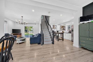 10 Pearl Street — more photos