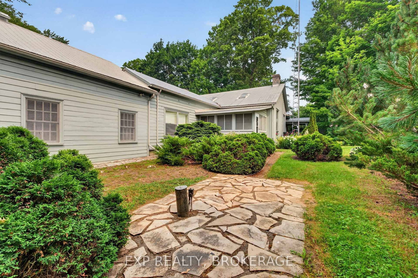 316 & 310 COLEBROOK Road • Yarker, ON photo 40